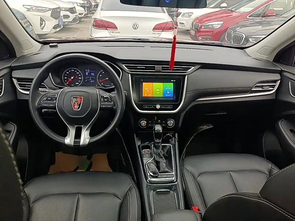 Roewe RX3 — миниатюра 10