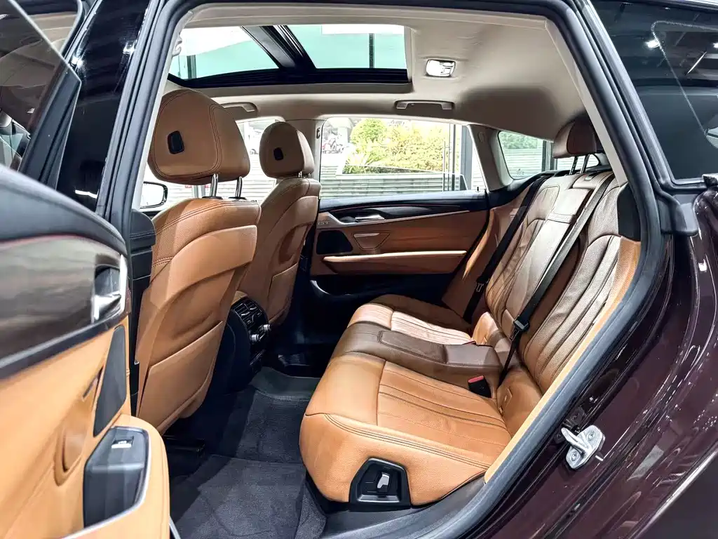 BMW 6 GT 2018 630i M Sport