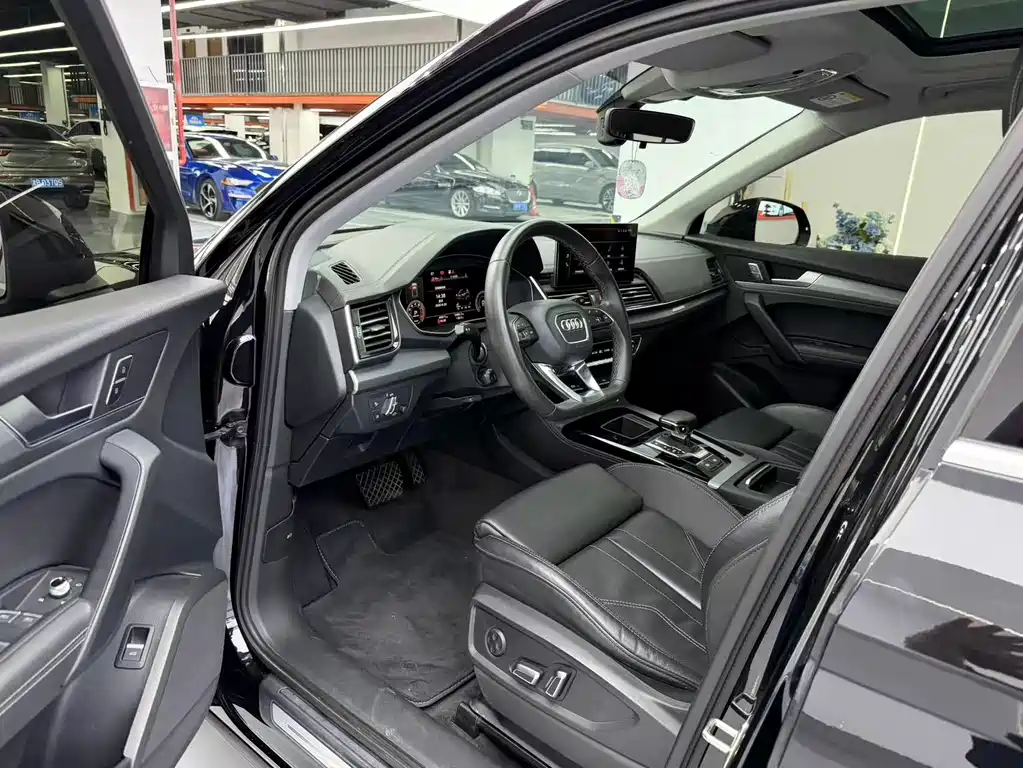 Audi Q5L — миниатюра 4