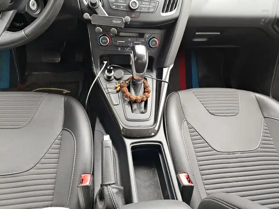 Ford Focus — миниатюра 16