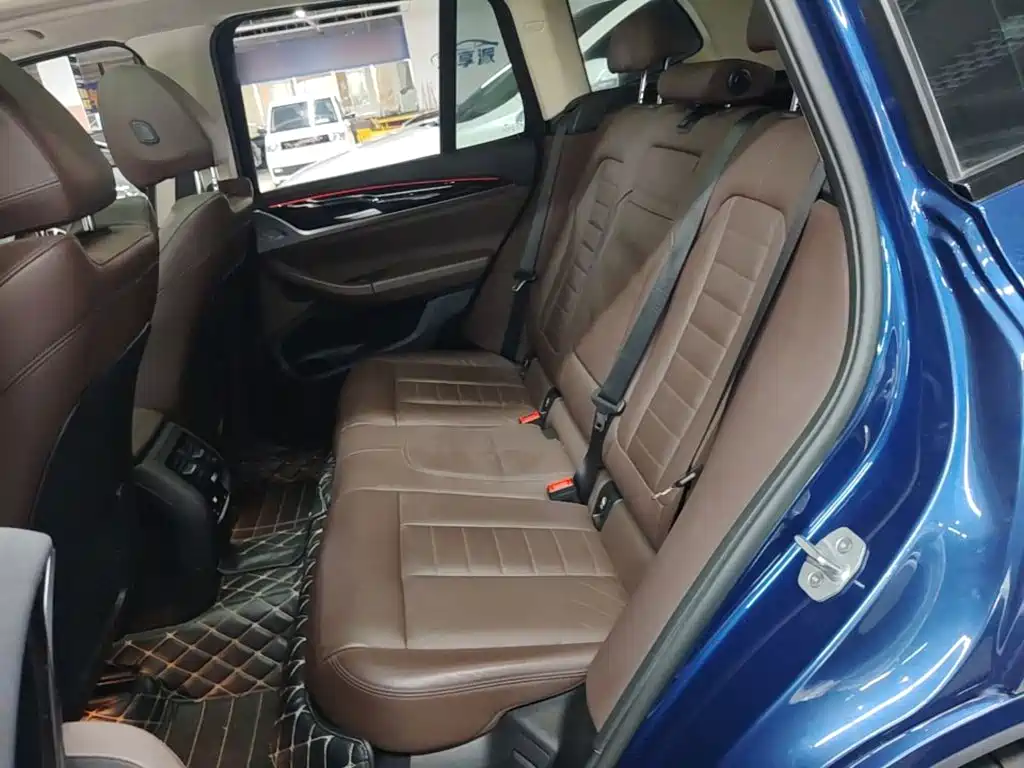 BMW X3 — миниатюра 17