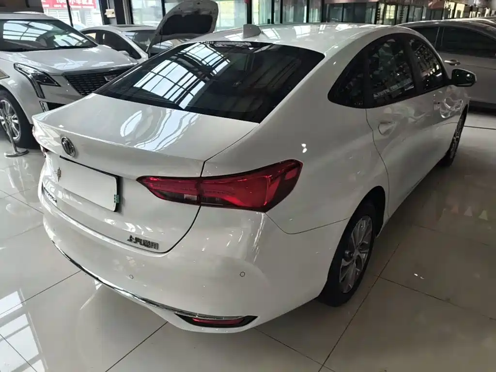 Buick Verano — миниатюра 7