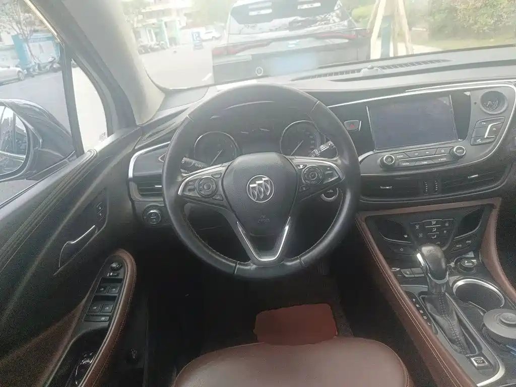 Buick Envision Plus — миниатюра 11