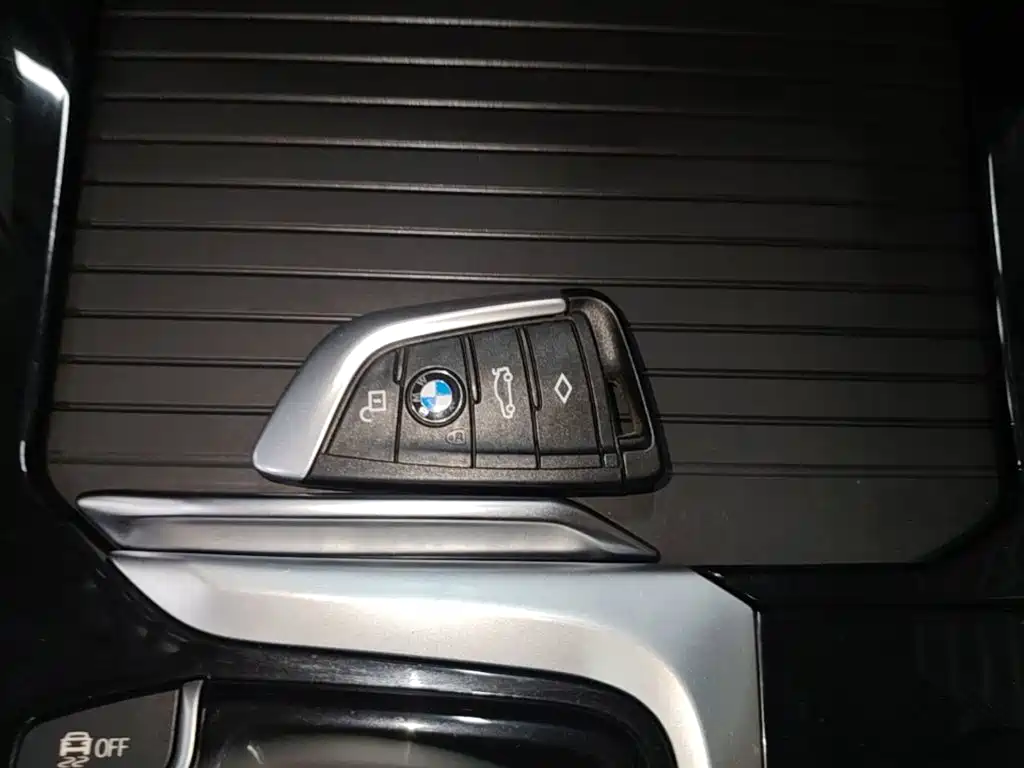 BMW X3 — миниатюра 9