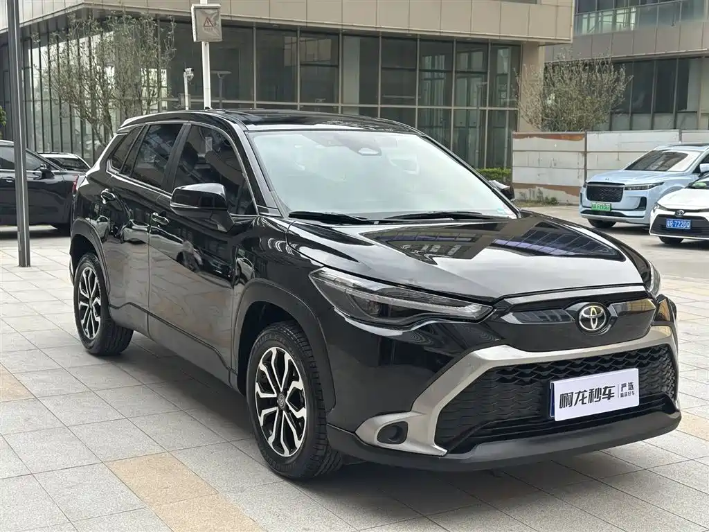 Toyota Frontlander 2023 2.0L CVT Luxury