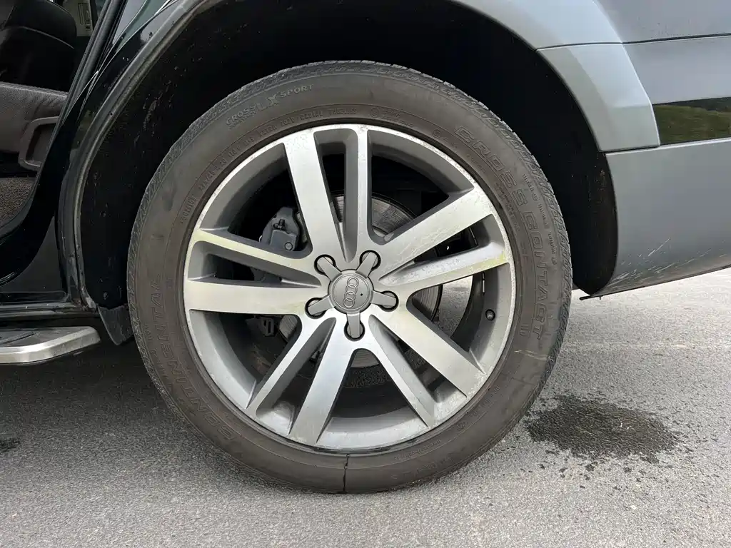 Audi Q7 — миниатюра 22