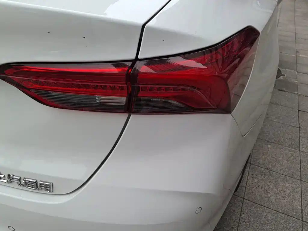 Buick Verano — миниатюра 8