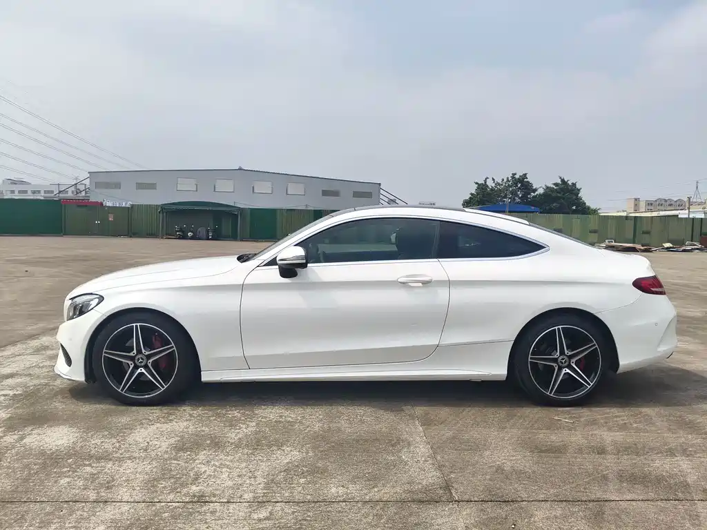 Mercedes-Benz C-Class (Import) — миниатюра 7