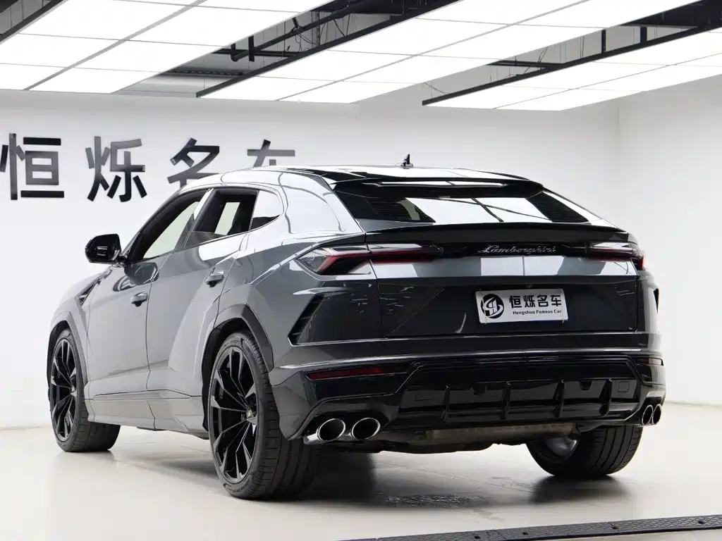 Lamborghini Urus — миниатюра 29