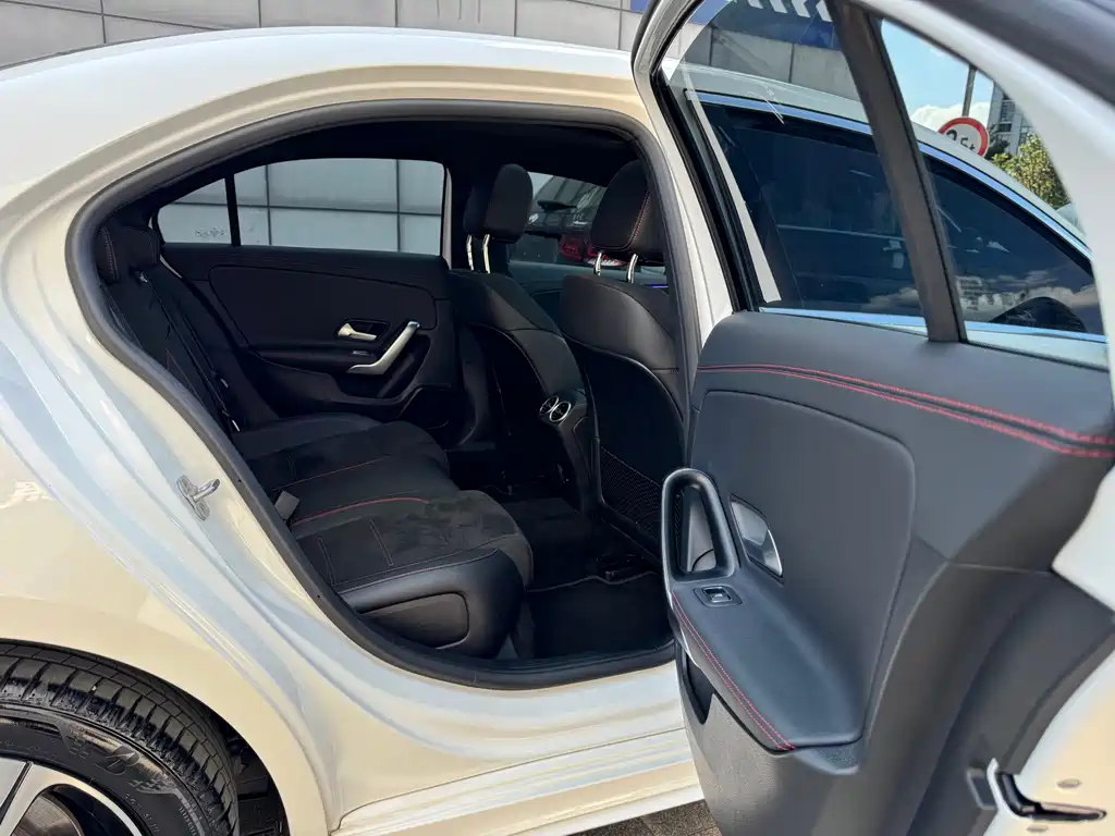 Mercedes-Benz A-Class — миниатюра 25