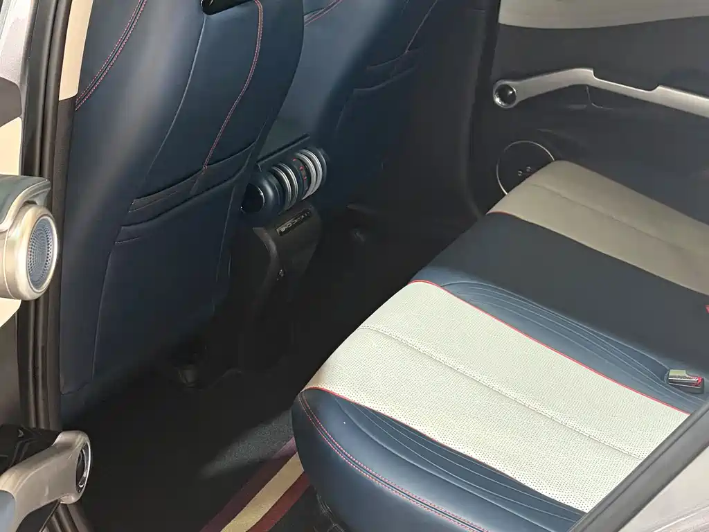 BYD Yuan Plus — миниатюра 5
