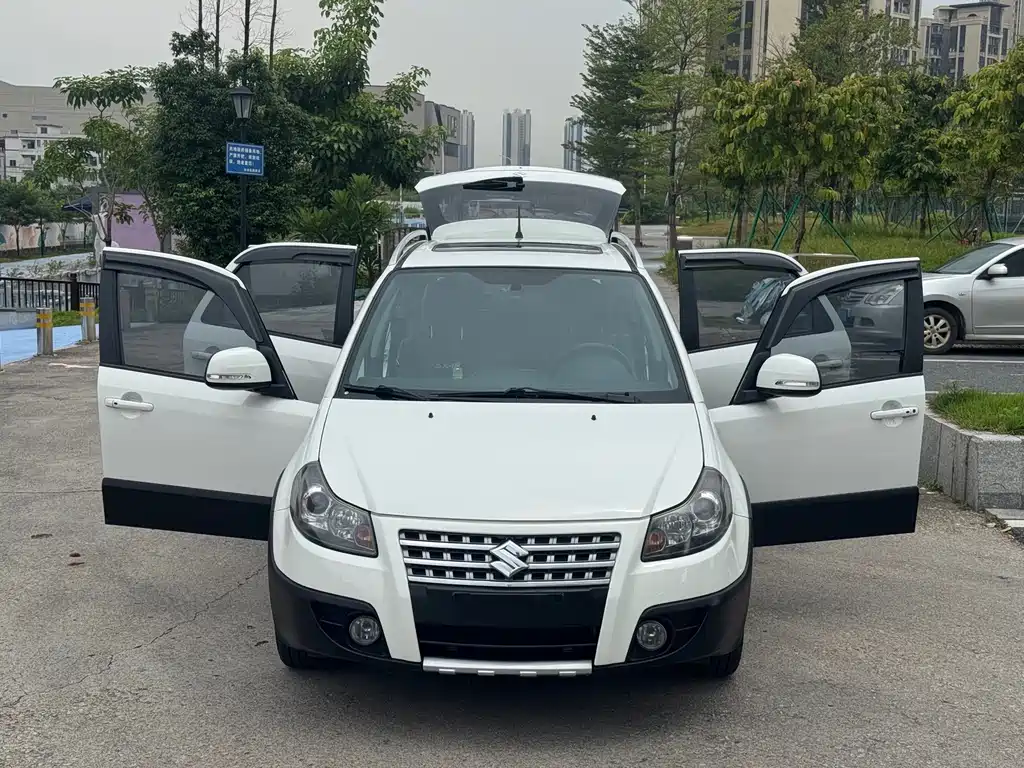 Suzuki SX4 — миниатюра 26