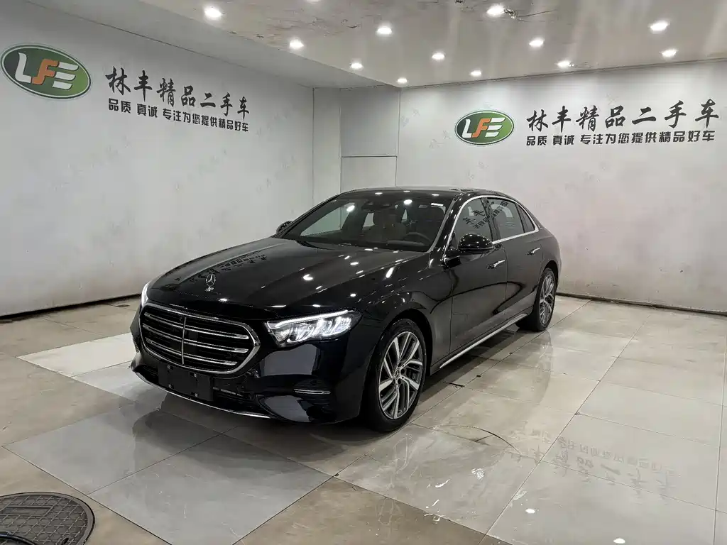 Mercedes-Benz E-Class 2025