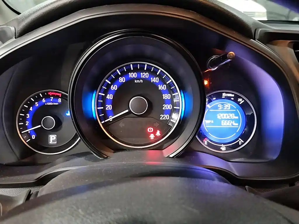Honda Fit — миниатюра 12