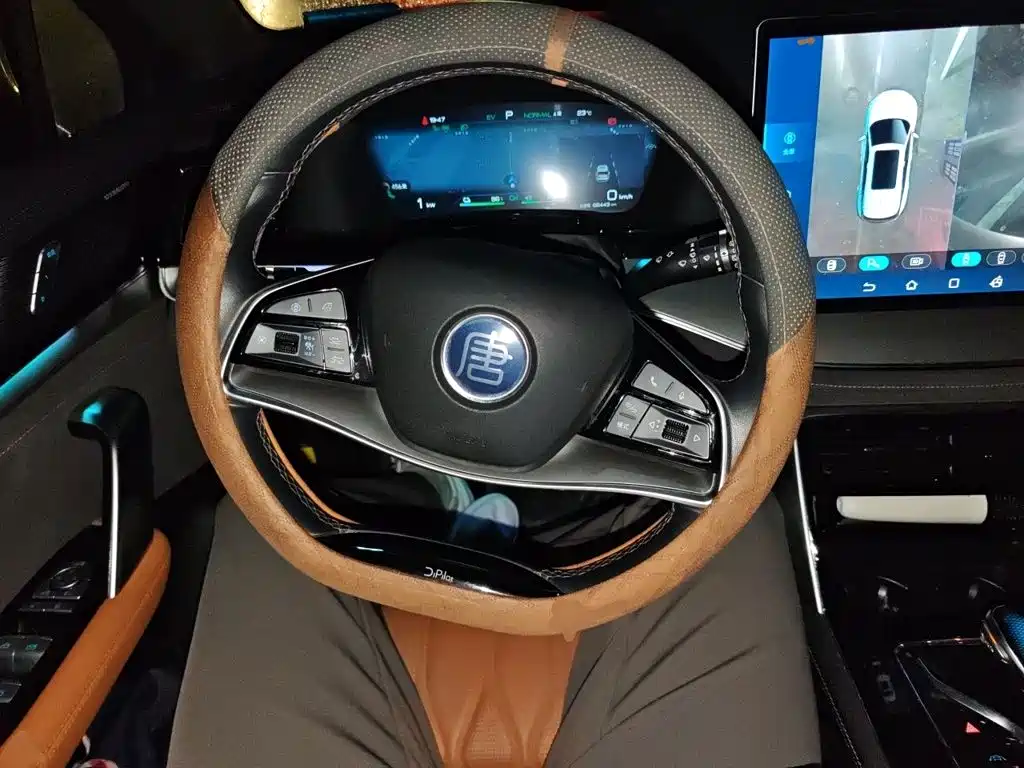 BYD Tang New Energy — миниатюра 11