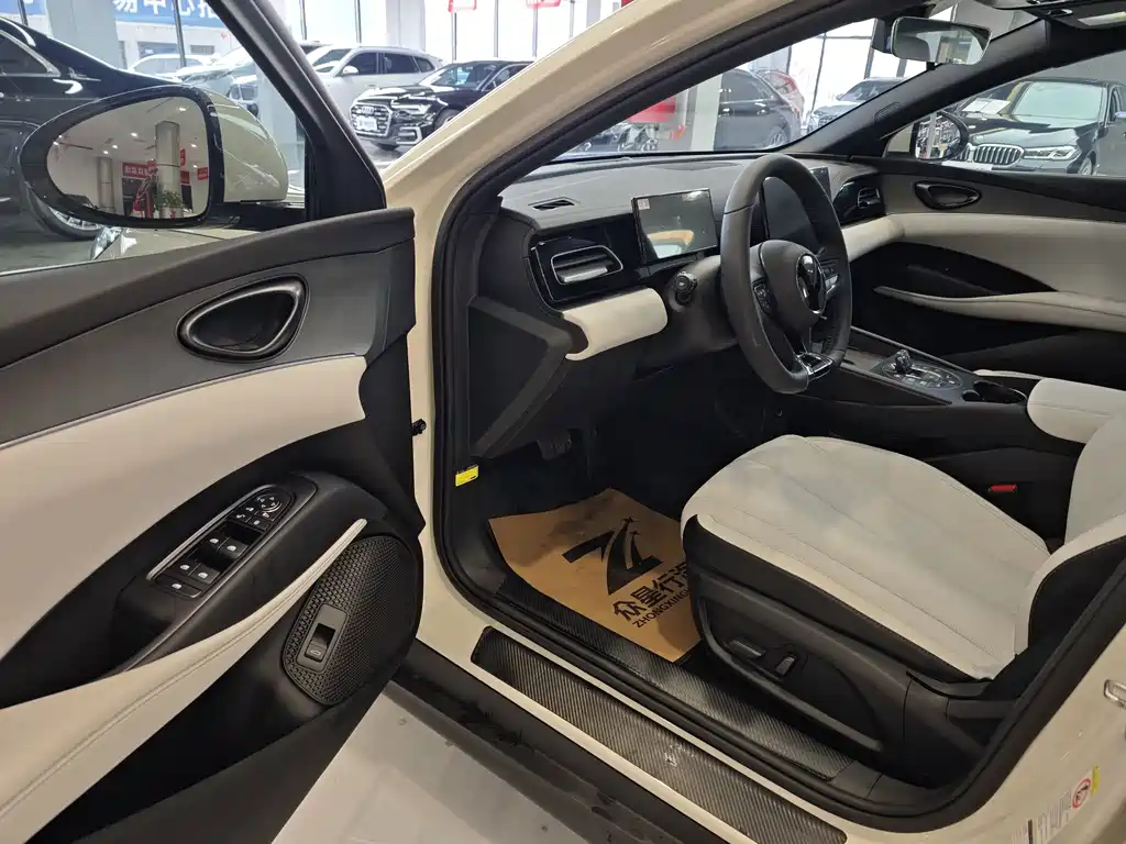 BYD SEAL 06 NEW ENERGY