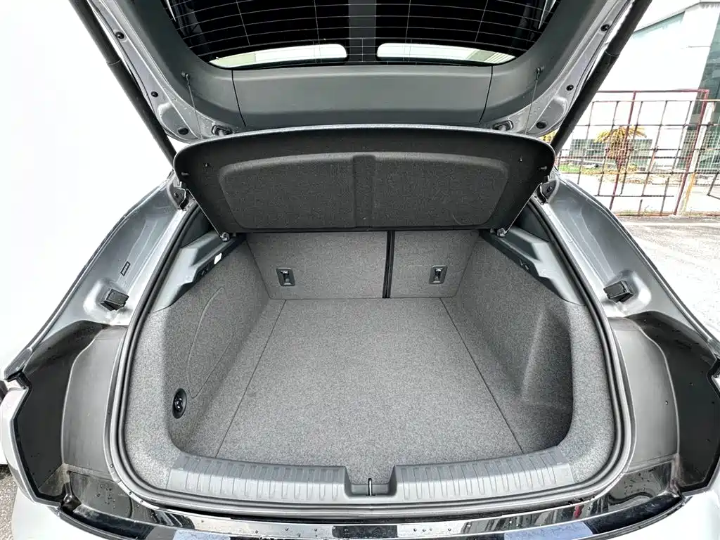 Audi E5 Sportback — миниатюра 8