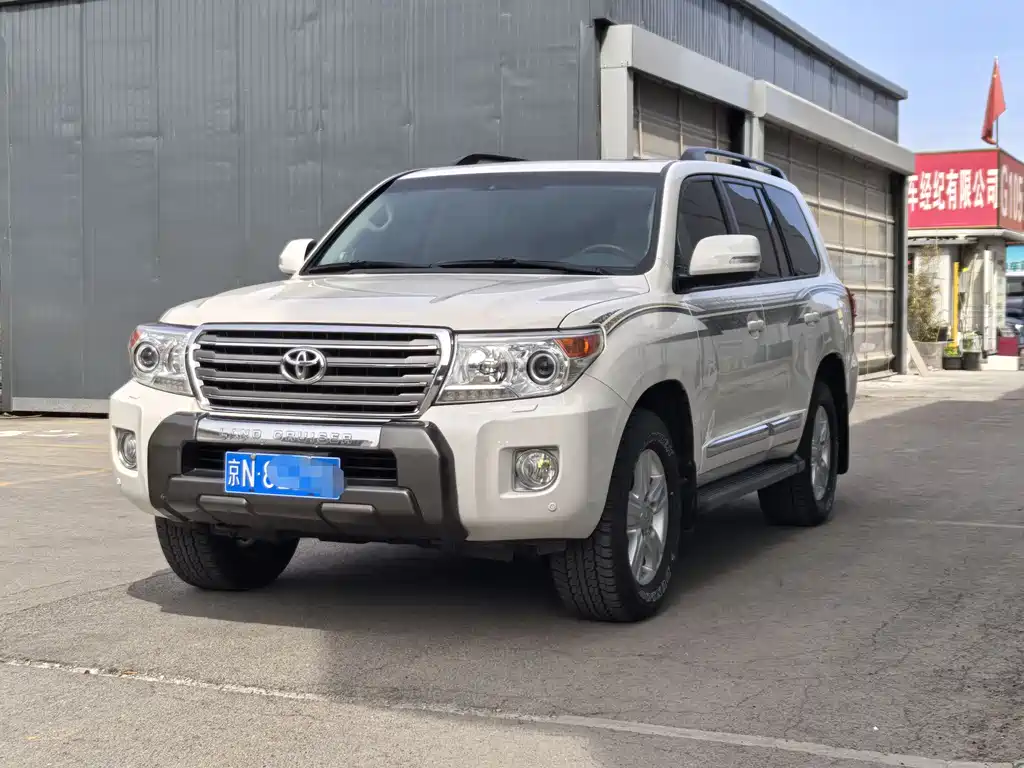 Toyota Land Cruiser 2016