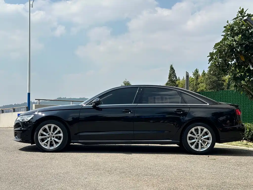 Audi A6L — миниатюра 4
