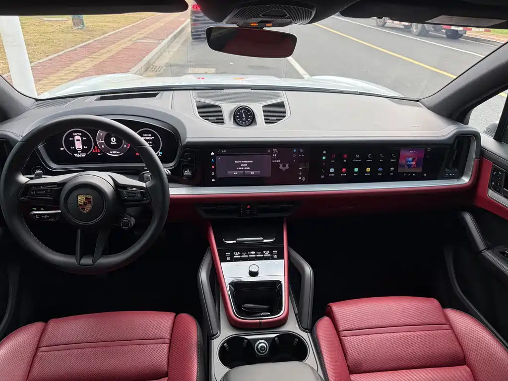 Porsche Cayenne — миниатюра 8