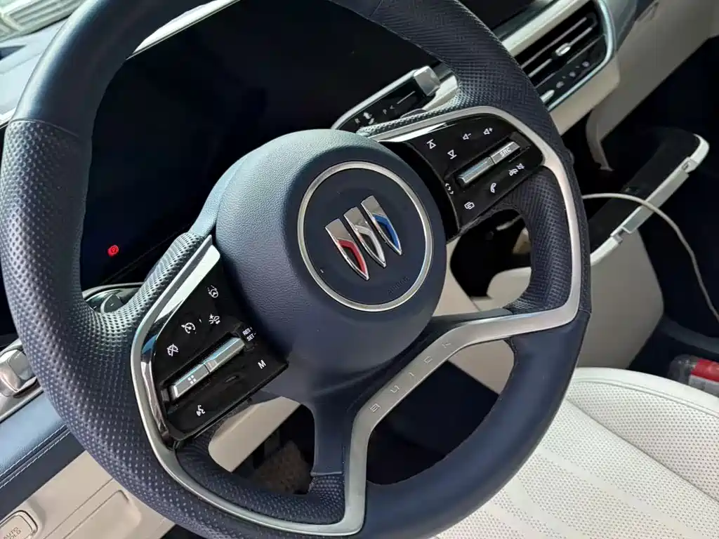 Buick Century — миниатюра 7