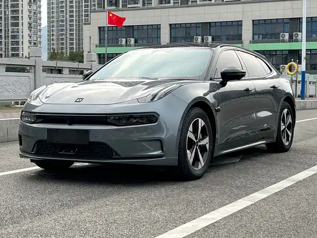 Zeekr 001