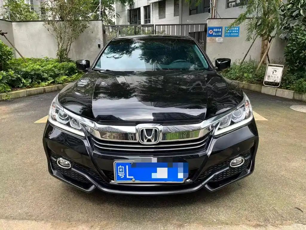 Honda Accord — миниатюра 2