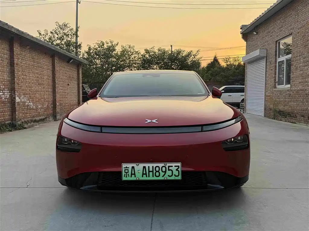 XPeng P7 — миниатюра 3
