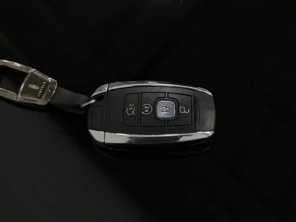 Lincoln MKZ — миниатюра 19