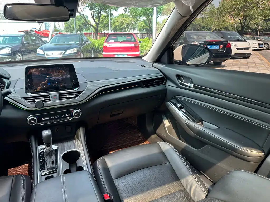 Nissan Teana — миниатюра 22