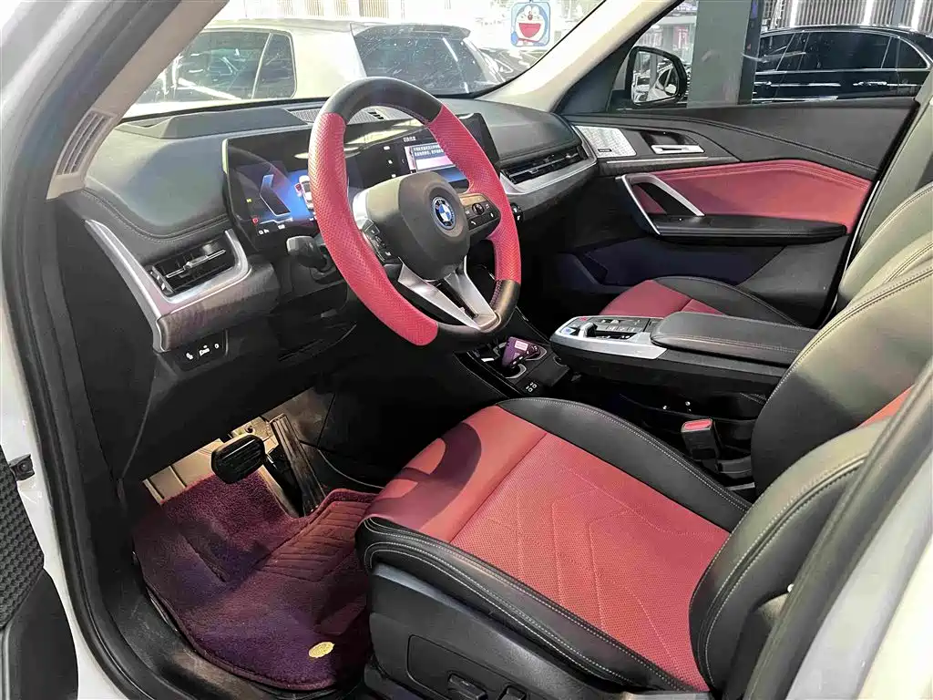 BMW iX1 — миниатюра 4