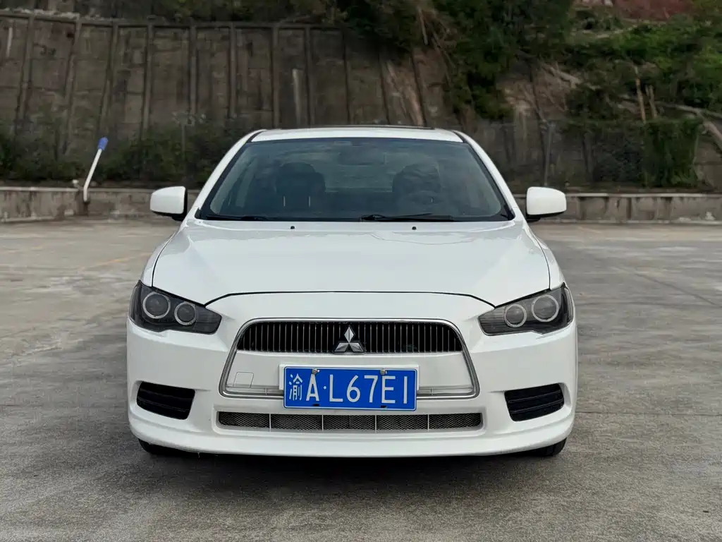 Mitsubishi Lancer EX — миниатюра 2