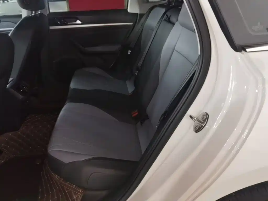 Volkswagen Lavida — миниатюра 17