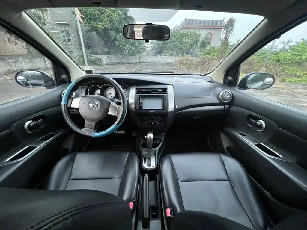 Nissan Livina — миниатюра 5