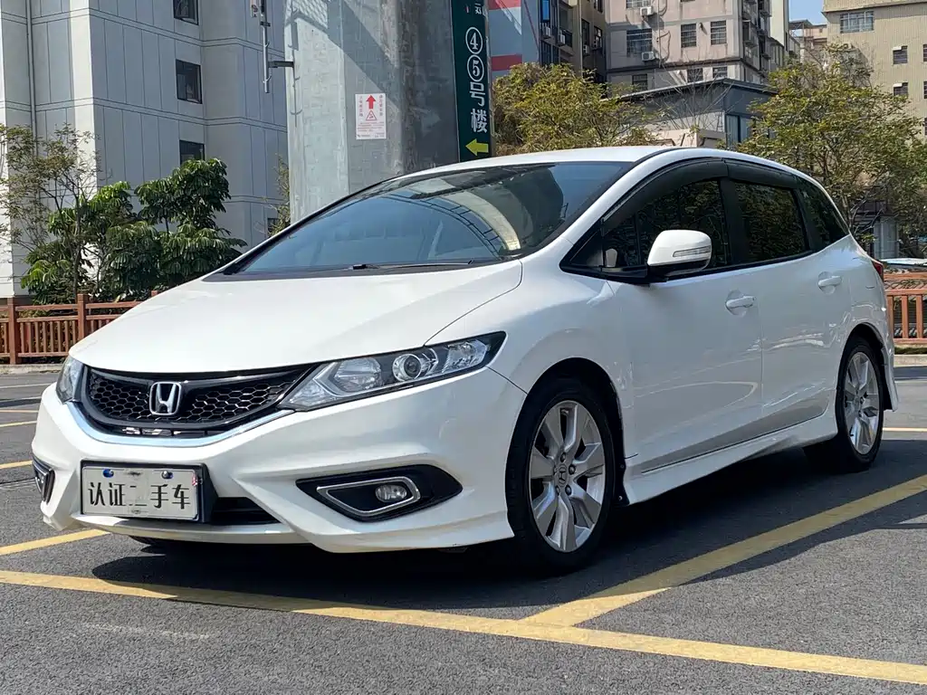 Honda Jade 2015