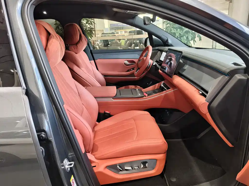 BYD Tang L — миниатюра 15