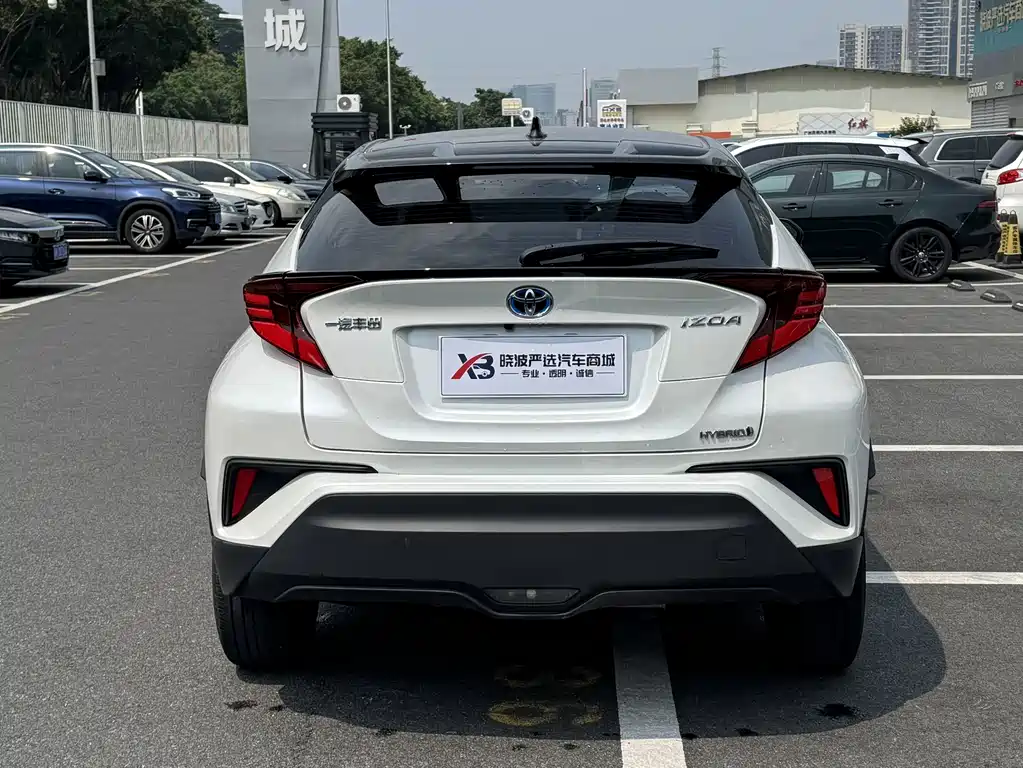 Toyota IZOA — миниатюра 3