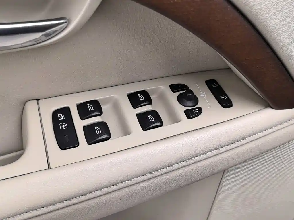 Volvo S80L — миниатюра 9