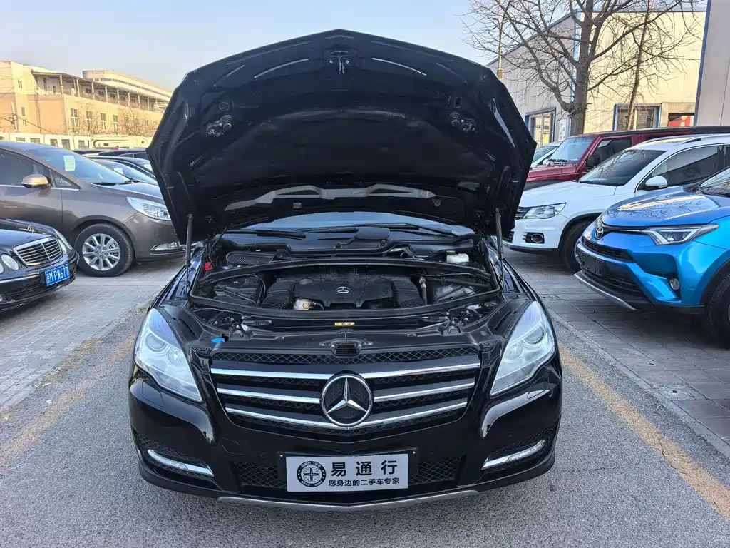 Mercedes-Benz R 2014 R 320 4MATIC
