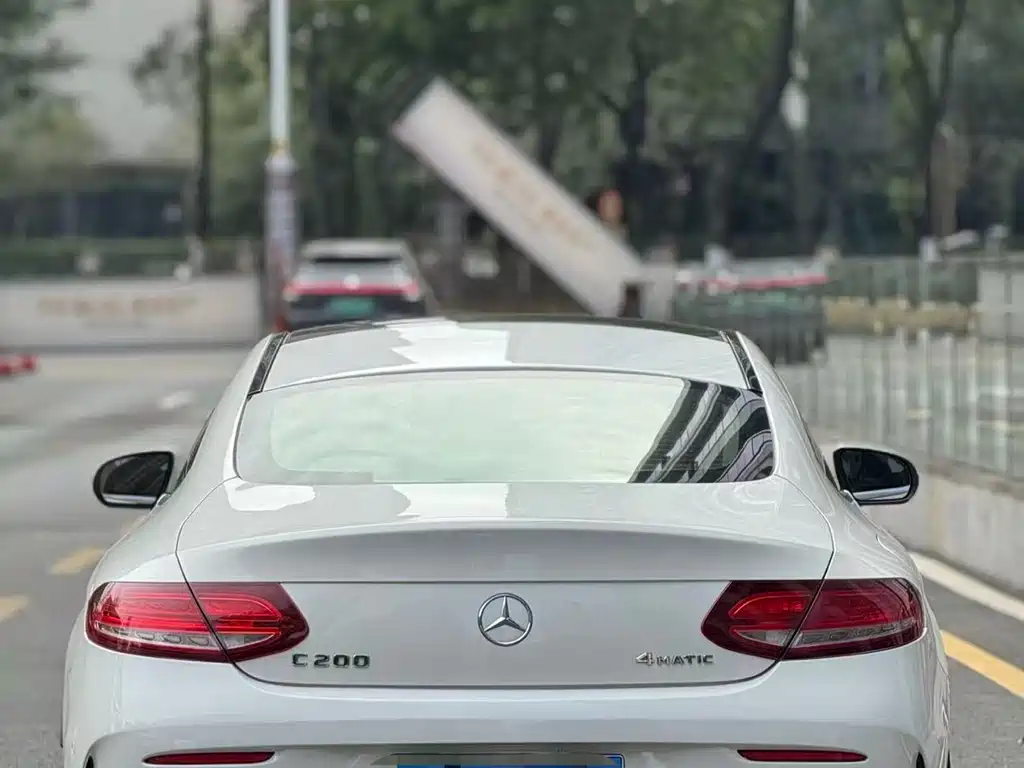 MERCEDES-BENZ C CLASS