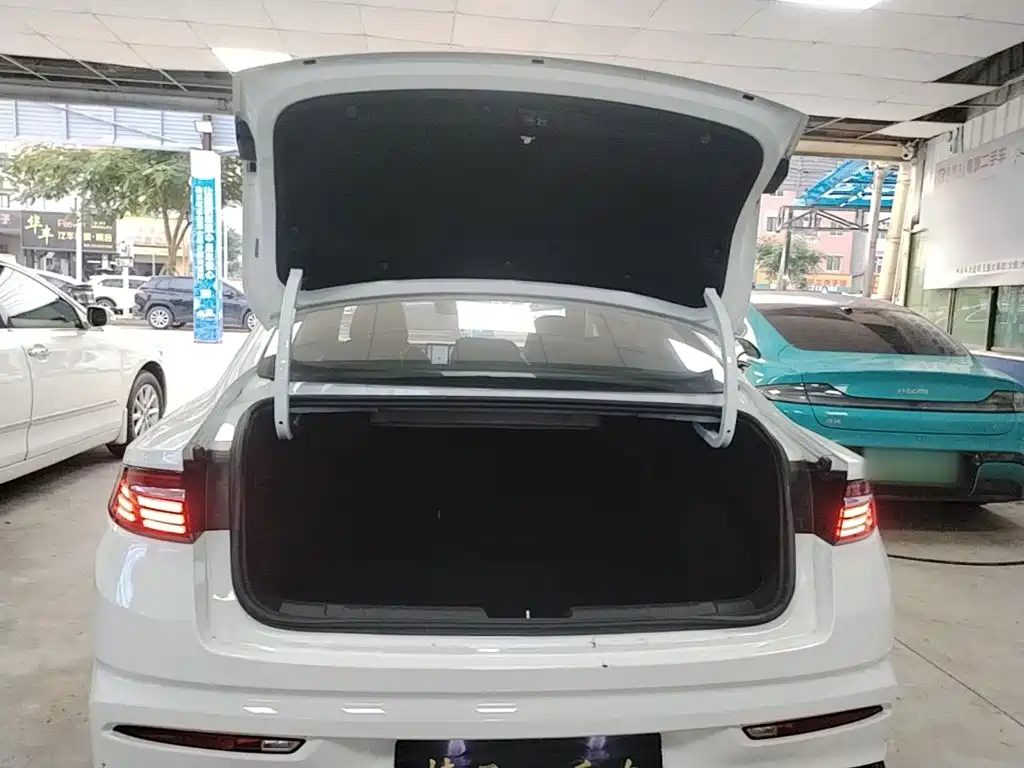 Geely Xingrui — миниатюра 19