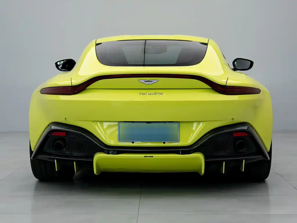 Aston Martin V8 Vantage — миниатюра 9