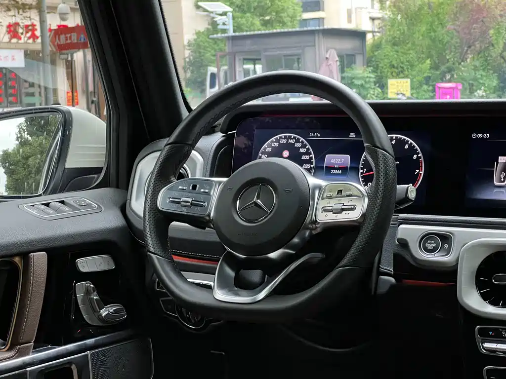 Mercedes-Benz G-Class — миниатюра 12