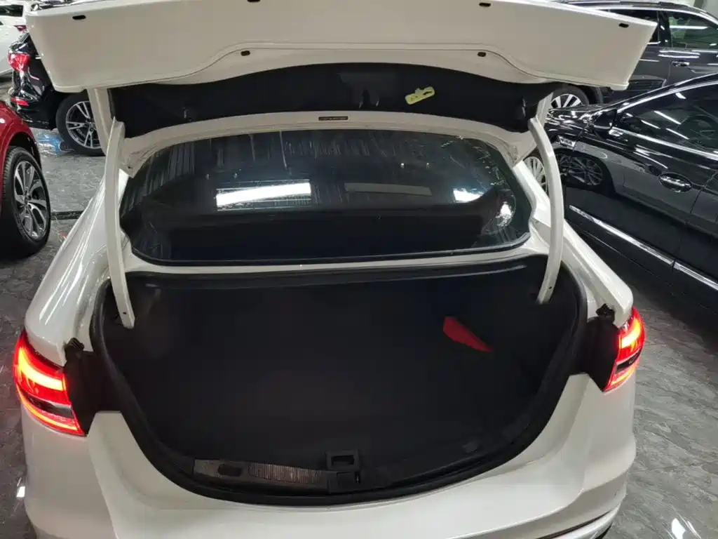 Ford Mondeo — миниатюра 19