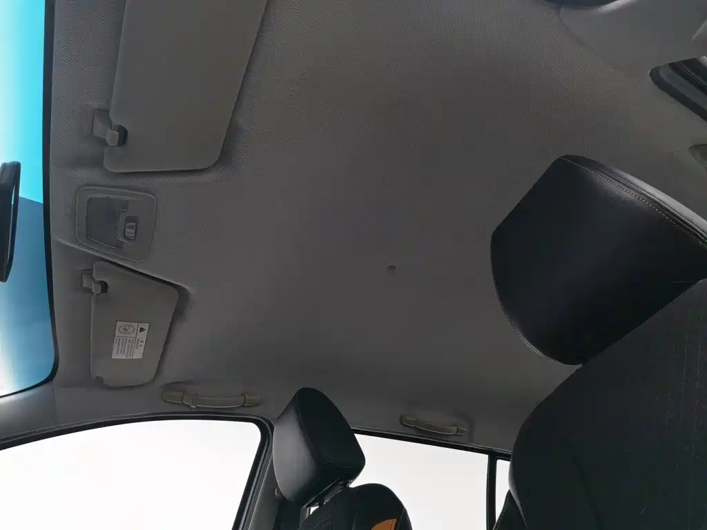 Baojun 310 — миниатюра 14