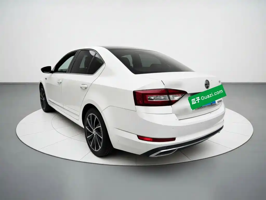 Skoda Octavia — миниатюра 4