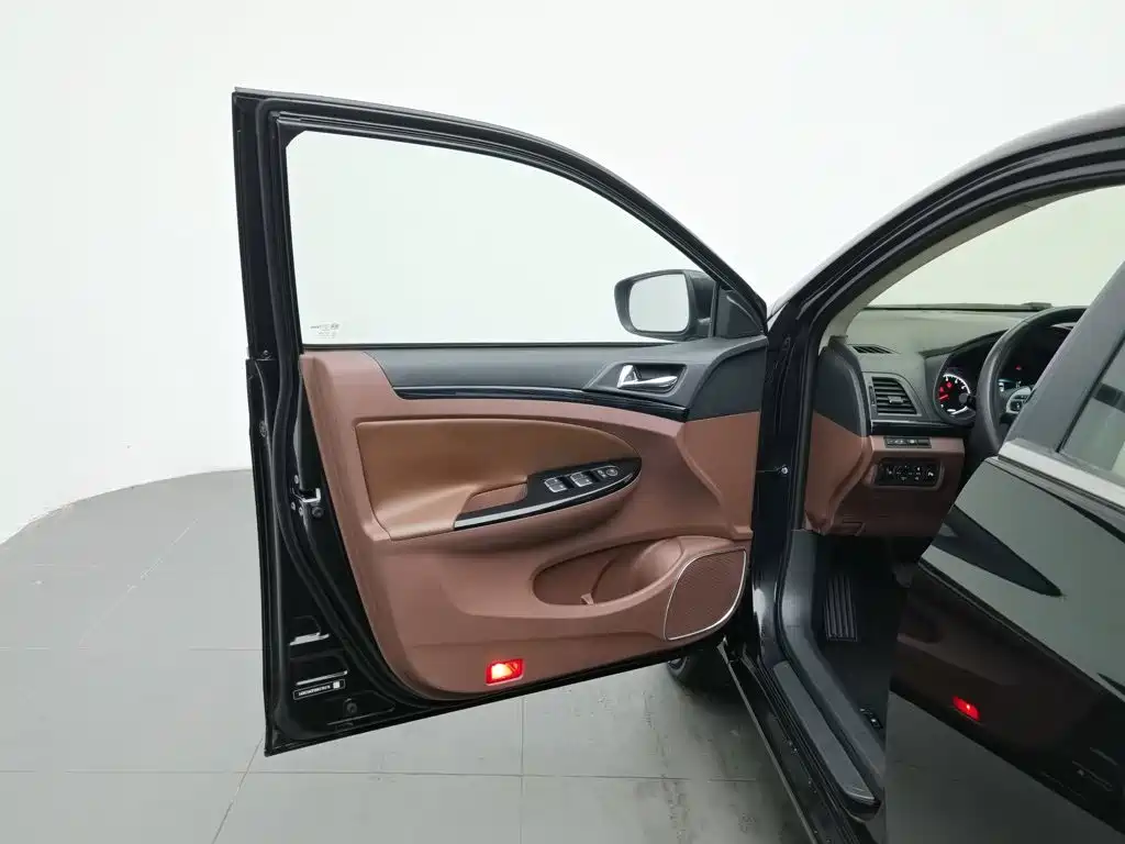 BYD Surui — миниатюра 8