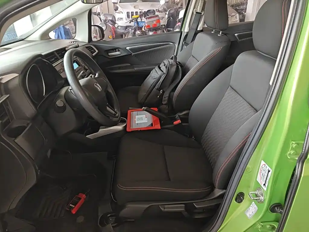 Honda Fit — миниатюра 15