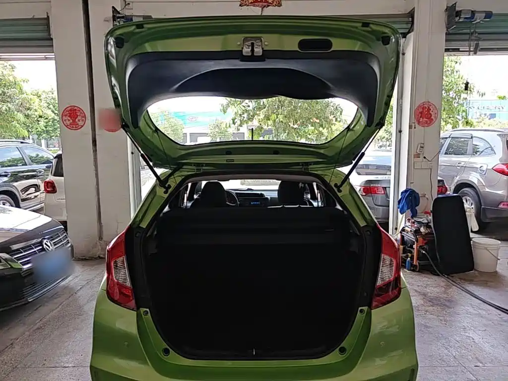 Honda Fit — миниатюра 19