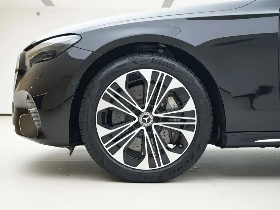 Mercedes-Benz E-Class New Energy — миниатюра 13